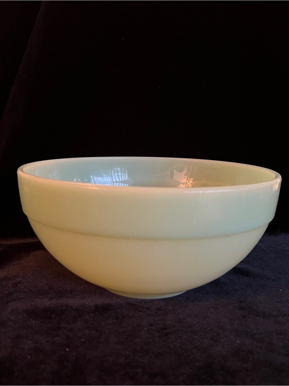 Vintage Jadeite Fire King COLONIAL Band Mixing Bowl 7.5”